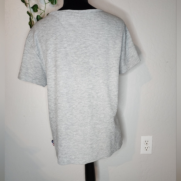 Vintage Disney Mickey And American Flag Waffle Grey Tee Size Medium - Picture 6 of 9